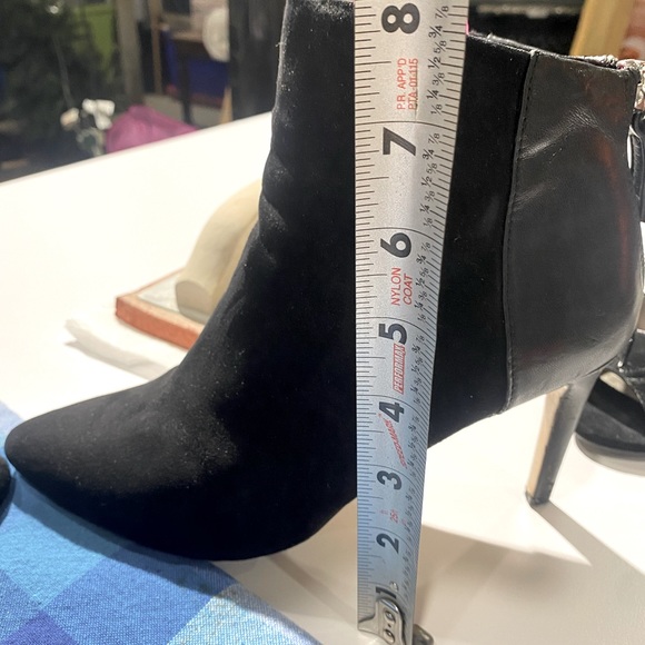 Express faux suede/leather ankle boots - Picture 2 of 12